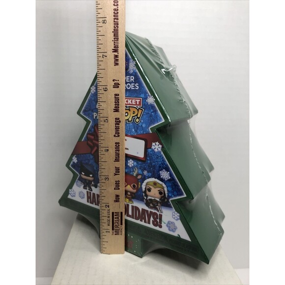 DC Comics Holiday Pocket POP Vinyl Figure 4 Pack in Tree Gift Box - Picture 5 of 7